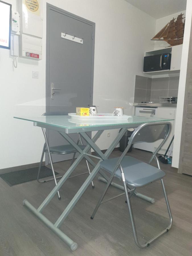 Studio Meuble Au Rdc , Proche Lac Aix-les-Bains Buitenkant foto