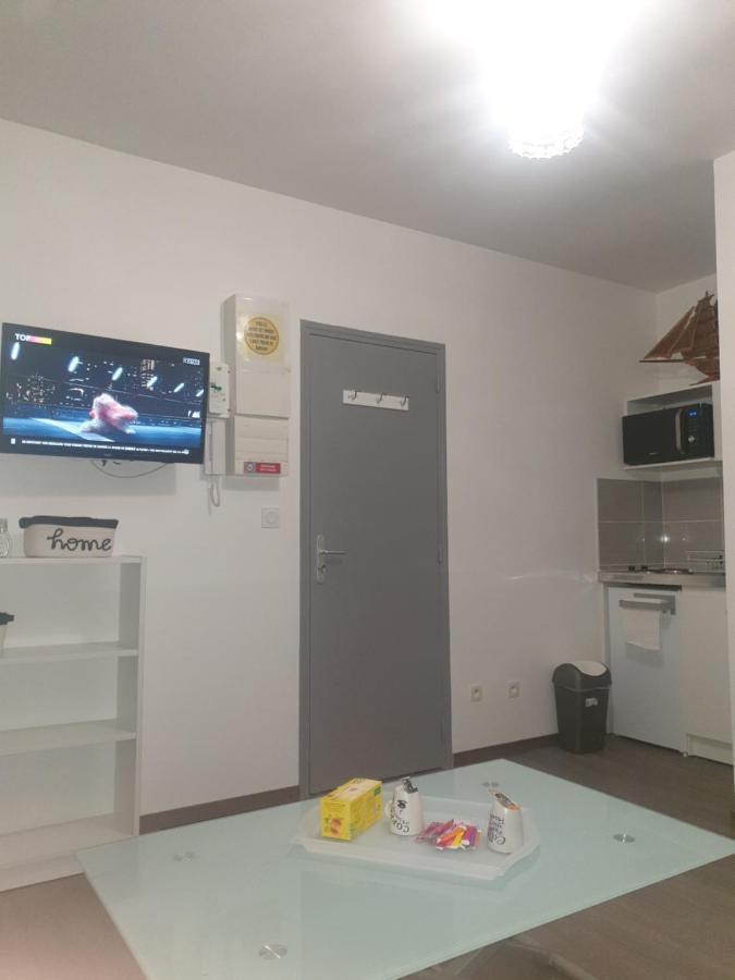 Studio Meuble Au Rdc , Proche Lac Aix-les-Bains Buitenkant foto